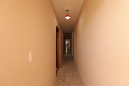 Casa para alugar com 150m², 3 quartos e sem vagaCorredor