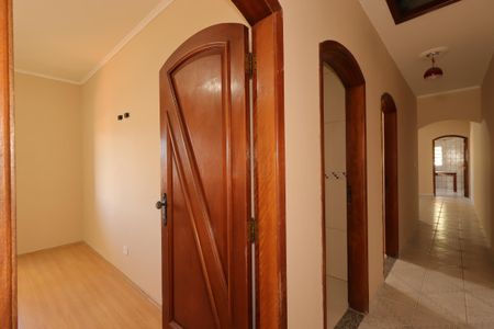Casa para alugar com 150m², 3 quartos e sem vagaCorredor