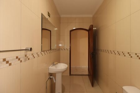 Casa para alugar com 150m², 3 quartos e sem vagaBanheiro Social