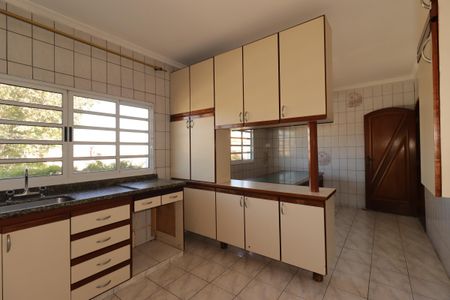 Casa para alugar com 150m², 3 quartos e sem vagaCozinha