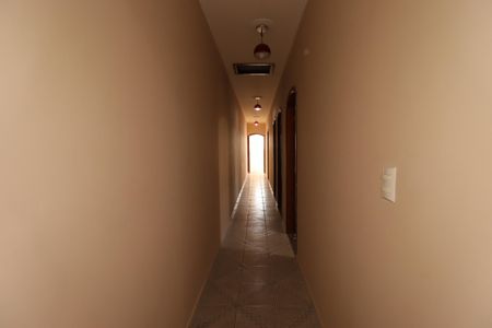 Casa para alugar com 150m², 3 quartos e sem vagaCorredor