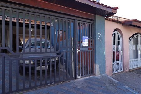 Casa para alugar com 150m², 3 quartos e sem vagaFachada com a Plaquinha TMTY-1331