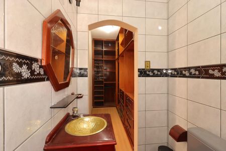 Casa para alugar com 150m², 3 quartos e sem vagaBanheiro da Suíte