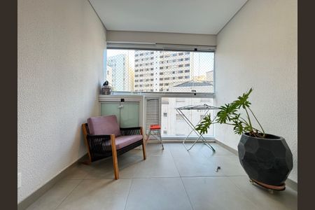 Varanda  de apartamento para alugar com 1 quarto, 48m² em Sumaré, São Paulo