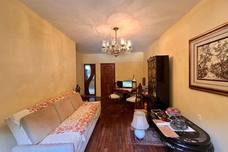 Apartamento à venda com 81m², 2 quartos e 1 vaga