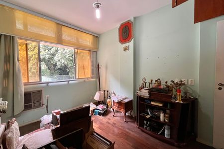 Apartamento à venda com 81m², 2 quartos e 1 vaga