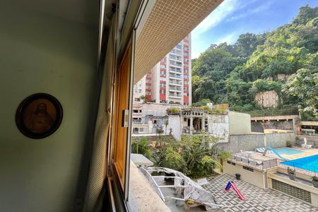 Apartamento à venda com 81m², 2 quartos e 1 vaga