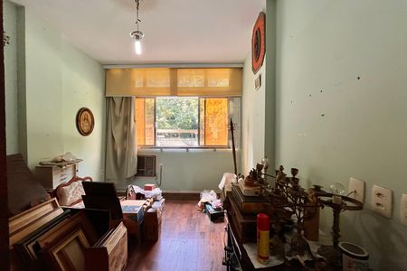 Apartamento à venda com 81m², 2 quartos e 1 vaga
