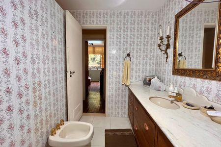 Apartamento à venda com 81m², 2 quartos e 1 vaga