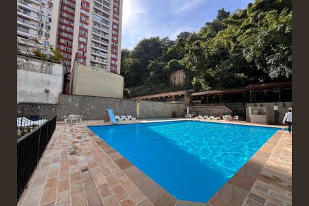 Apartamento à venda com 81m², 2 quartos e 1 vaga