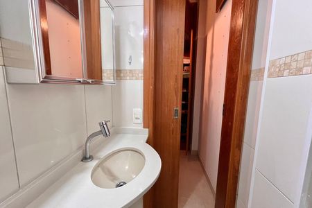 Apartamento à venda com 81m², 2 quartos e 1 vaga