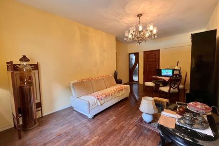 Apartamento à venda com 81m², 2 quartos e 1 vaga