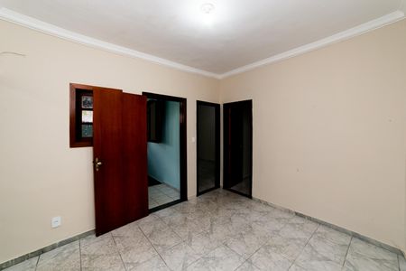 Sala de casa para alugar com 2 quartos, 80m² em Cachoeirinha, Belo Horizonte