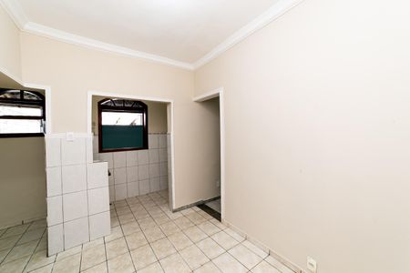 Casa para alugar com 80m², 2 quartos e 1 vaga Casa para alugar com 80m², 2 quartos e 1 vagaCozinha