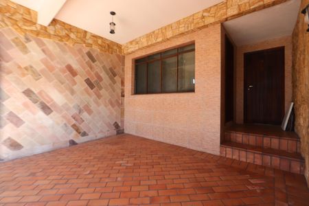 Casa à venda com 150m², 3 quartos e 2 vagasGaragem