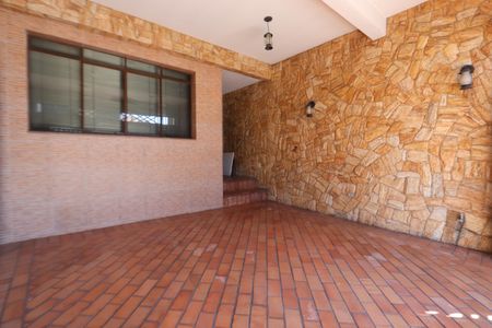 Casa à venda com 150m², 3 quartos e 2 vagasGaragem