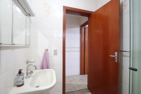 Casa à venda com 150m², 3 quartos e 2 vagasBanheiro Social