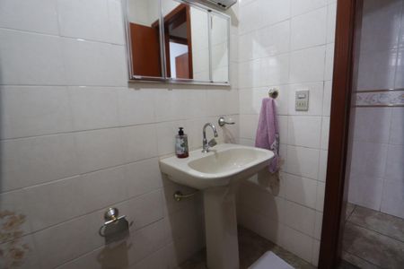 Casa à venda com 150m², 3 quartos e 2 vagasBanheiro Social