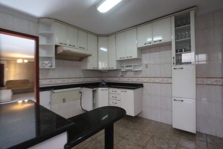 Casa à venda com 150m², 3 quartos e 2 vagasCozinha