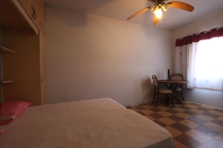 Casa à venda com 150m², 3 quartos e 2 vagasSuíte