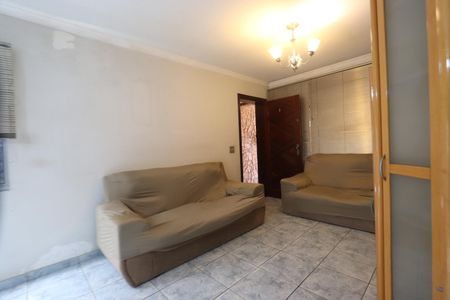 Casa à venda com 150m², 3 quartos e 2 vagasSala