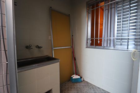 Casa à venda com 150m², 3 quartos e 2 vagasLavanderia