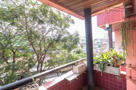 Apartamento para alugar com 71m², 3 quartos e 1 vaga Apartamento para alugar com 71m², 3 quartos e 1 vagaVaranda