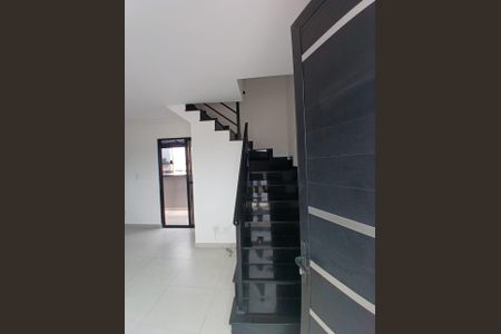 Apartamento à venda com 60m², 2 quartos e 1 vaga Apartamento à venda com 60m², 2 quartos e 1 vagaSala