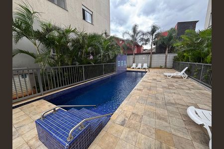 Apartamento à venda com 42m², 2 quartos e sem vaga Apartamento à venda com 42m², 2 quartos e sem vagaÁrea comum - Piscina