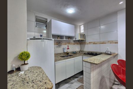 Apartamento à venda com 90m², 2 quartos e sem vaga