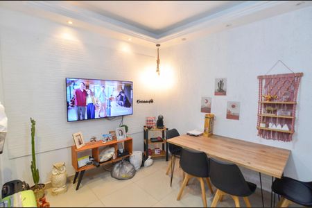 Casa para alugar com 55m², 2 quartos e sem vagaSala
