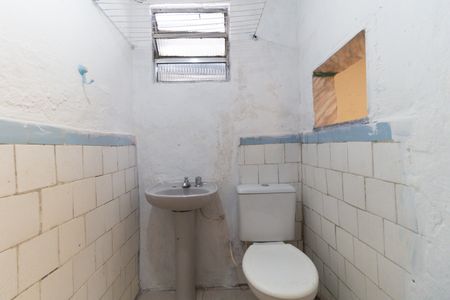 Casa para alugar com 50m², 2 quartos e sem vaga Casa para alugar com 50m², 2 quartos e sem vagaBanheiro da Suíte 2