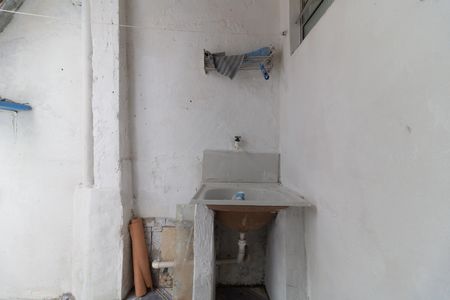 Casa para alugar com 50m², 2 quartos e sem vaga Casa para alugar com 50m², 2 quartos e sem vagaLavanderia