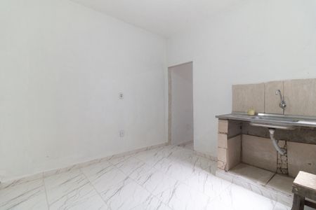 Casa para alugar com 50m², 2 quartos e sem vaga Casa para alugar com 50m², 2 quartos e sem vagaCozinha