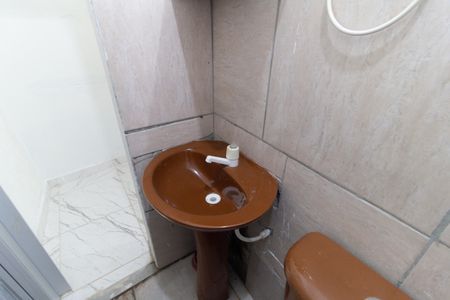 Casa para alugar com 50m², 2 quartos e sem vaga Casa para alugar com 50m², 2 quartos e sem vagaBanheiro da Suíte 1