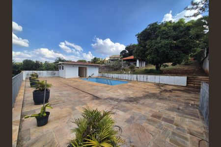 Casa para alugar com 500m², 4 quartos e 4 vagas