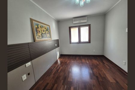 Casa para alugar com 500m², 4 quartos e 4 vagas