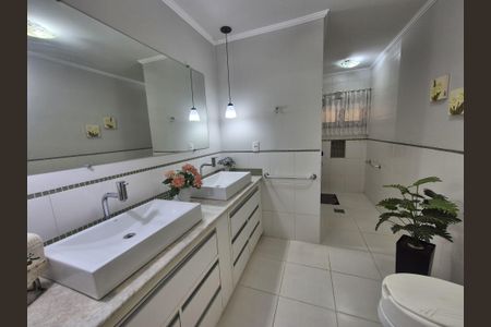 Casa para alugar com 500m², 4 quartos e 4 vagas