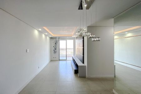 Sala de apartamento à venda com 3 quartos, 75m² em Vila Canero, São Paulo