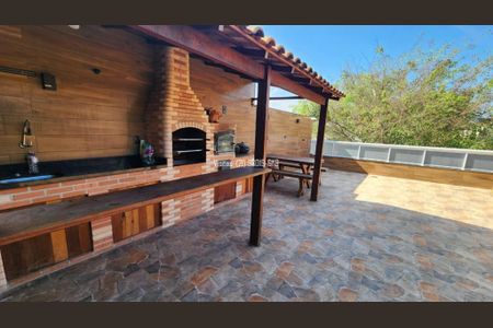 Casa à venda com 404m², 5 quartos e 2 vagas Casa à venda com 404m², 5 quartos e 2 vagasFoto 18