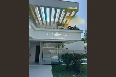 Casa de condomínio à venda com 900m², 5 quartos e 4 vagasFoto 02