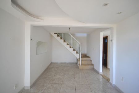 Casa para alugar com 155m², 3 quartos e 1 vagaSala