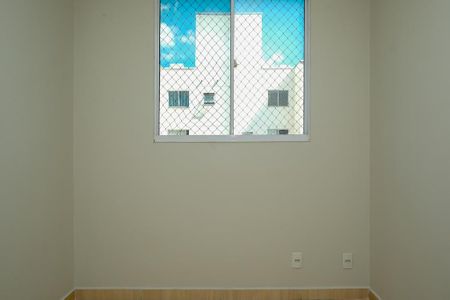 Quarto de apartamento para alugar com 2 quartos, 46m² em Jardim Jasmim, Nova Iguaçu