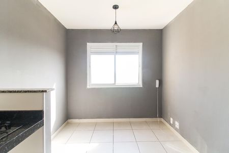 Apartamento para alugar com 33m², 2 quartos e sem vaga Apartamento para alugar com 33m², 2 quartos e sem vagaSala/Cozinha
