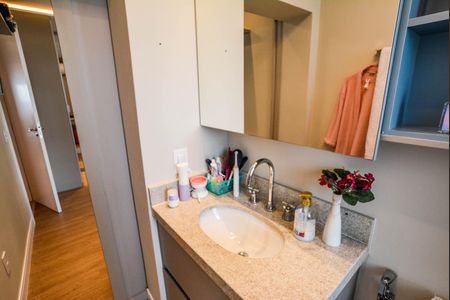 Apartamento à venda com 128m², 3 quartos e 3 vagasBanheiro da Suíte 1