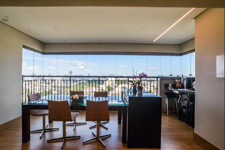 Apartamento à venda com 128m², 3 quartos e 3 vagasVaranda da Sala