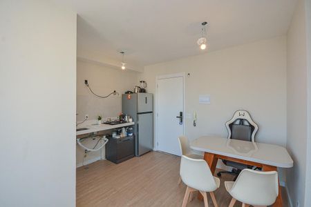 Sala de apartamento à venda com 2 quartos, 40m² em Jardim Santo Antoninho, São Paulo