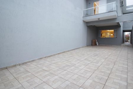 Casa à venda com 274m², 3 quartos e 6 vagas Casa à venda com 274m², 3 quartos e 6 vagasGaragem