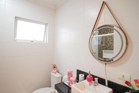 Casa à venda com 274m², 3 quartos e 6 vagas Casa à venda com 274m², 3 quartos e 6 vagasBanheiro da Suíte 2