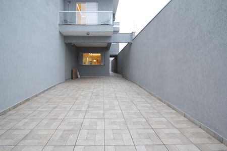 Casa à venda com 274m², 3 quartos e 6 vagas Casa à venda com 274m², 3 quartos e 6 vagasGaragem